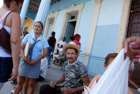 Trabajadores cubanos. Foto: Caridad