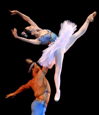 “Le Corsaire by Marius Petipa performed by the Royal Ballet in Havana. Photo: Caridad