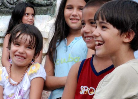 Niños y niñas cubanos. Foto: Caridad