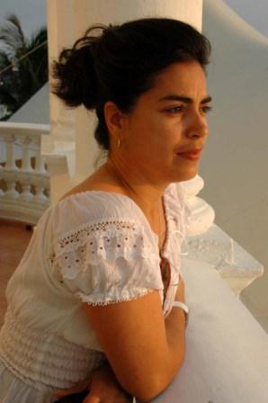 Adriana Perez, Gerardo Hernandez's Wife