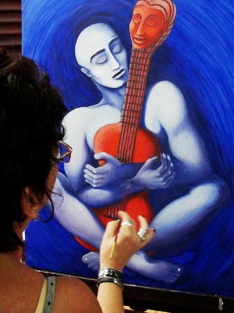 La pintora habanera Marcia Beatriz Diaz Amador en su estudio taller Havana painter Marcia Beatriz Diaz Amador in her studio/workshop.