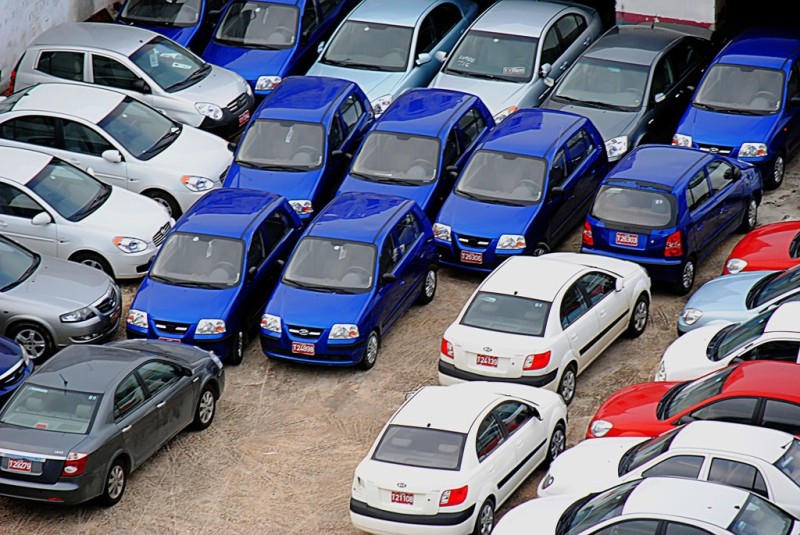 Carros de alquiler. Foto: Ihosvanny