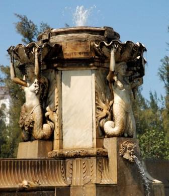 Fountain on Fifth Avenue in Havana’s Miramar District Fountain on Fifth Avenue in Havana’s Miramar District