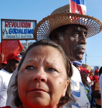Trabajadores cubanos. Foto: Caridad
