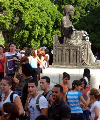 Estudiantes universitarios. Foto: Caridad