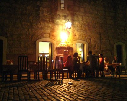 Noche en la fortaleza.