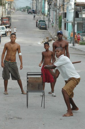 El deporte nacional. Foto por Angel Yu The national sport. Photo by AngelYu