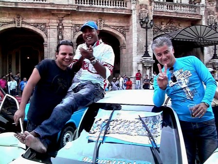 La Habana dio un recibimiento de lujo a Industriales después de haber ganado el codiciado campeonato cubano. Havana received Industriales in style after it won the coveted Cuban Baseball Championship.
