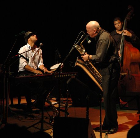 Roberto Fonseca, Javier Zalva, Omar Gonzalez.