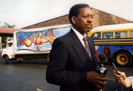 Lucius Walker con la Caravana de Pastores por la Paz en Búfalo, Nueva York, 1995. Foto: Bill Hackwell