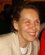 Estela Bravo