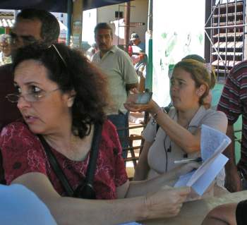 Las inspectoras no se dejaron amedrentar.