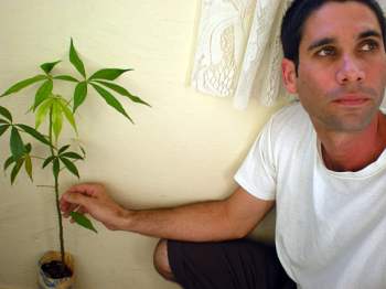 Jimmy Roque Martínez es un activista del proyecto ecológico El Guardabosques.
