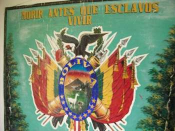 Mural de estudiantes de Bolivia.