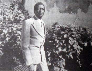 Lázaro Ross. (Foto de Mario Díaz, en el Diccionario Enciclopédico de la Música Cubana de Radamés Giró)