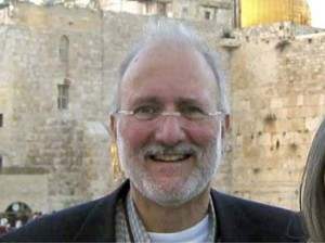 Alan Gross fue detenido en Cuba el 3 de diciembre de 2009, cuando trabajaba para una empresa de Washington, contratada por la Agencia Estadounidense para el Desarrollo Internacional.