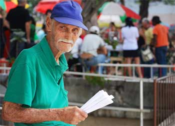 A partir de ahora los ancianos no pagarán seguridad social por realizar actividades por cuenta propia. Foto: Raquel Pérez