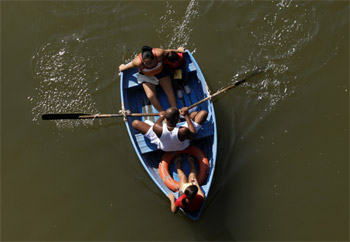 Paseo en el Rio Almendares de La Habana. Foto: Jorge Luis Baños/IPS