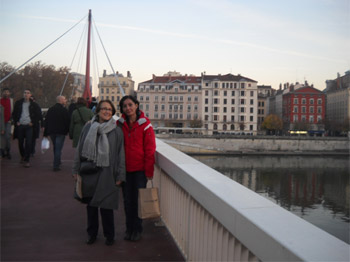En Lyon con Olga Barry, fundadora de Bellas Latinas.