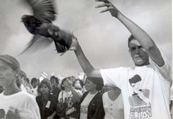 Marcha para el retorno de Elian Gonzalez. Foto: http://lapolillacubana.blogcip.cu