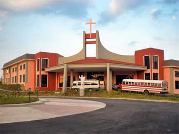 El nuevo seminario católica en las afueras de La Habana. Photo: Isbel Diaz