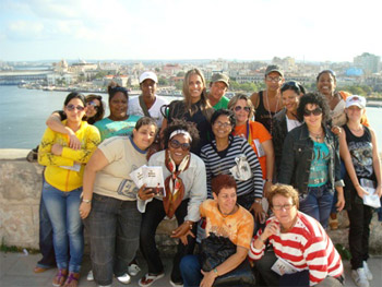 Las Isabelas, Oremi y Fenix
