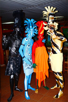 Models después de una presentación.