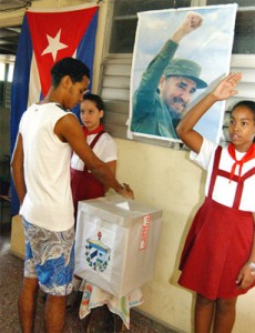 Votando en Cuba. foto: juventudrebelde.cu