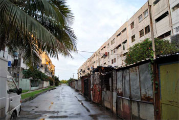 Una calle de Alamar. Foto:Caridad