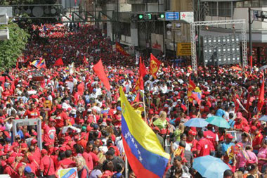 Concentración en apoyo a Chaáez y la Revolución Bolivariana jueves en Caracas. Foto: AVN