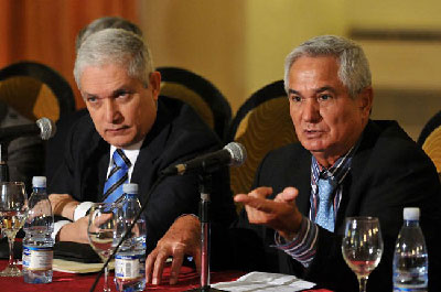 Juan Francisco Puello (izquierda) e Higinio Vélez, anunciaron el pasado mes de Junio en La Habana, el reingreso de Cuba a la Serie del Caribe. 